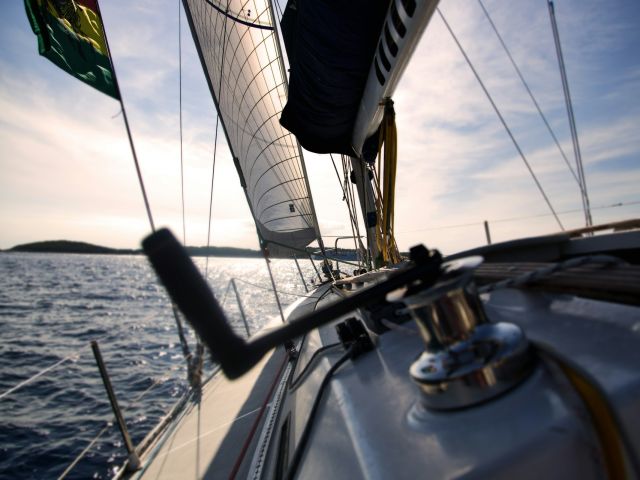 Starboard tack : what is the power of this rule ?