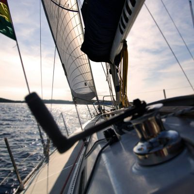 Starboard tack : what is the power of this rule ?